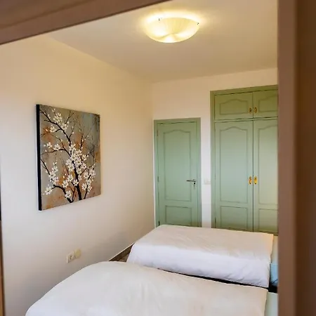 Lovely Tenerife Nearby Airport Apartment San Isidro (Tenerife)